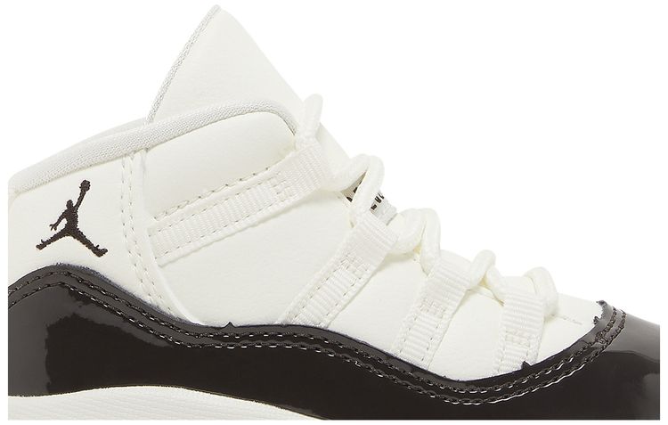 Air Jordan 11 Retro TD Neapolitan