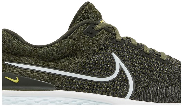 Nike ZoomX Invincible Run Flyknit 2 Rough Green