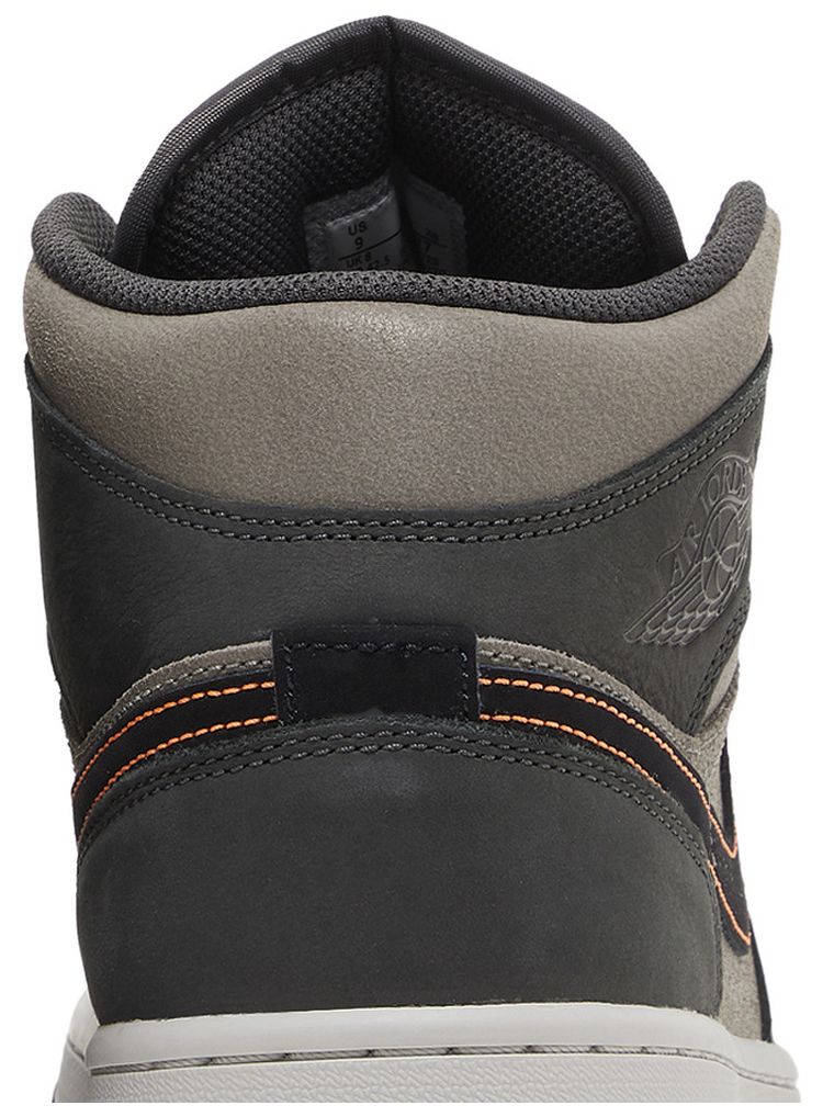 Air Jordan 1 Mid SE Night Stadium