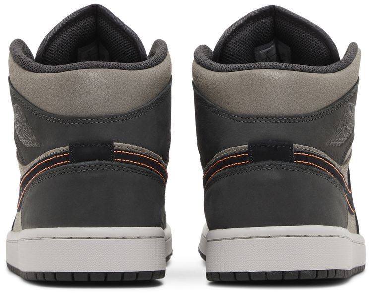 Air Jordan 1 Mid SE Night Stadium