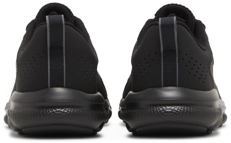 Under Armour Charged Assert 9 4E Wide Triple Black