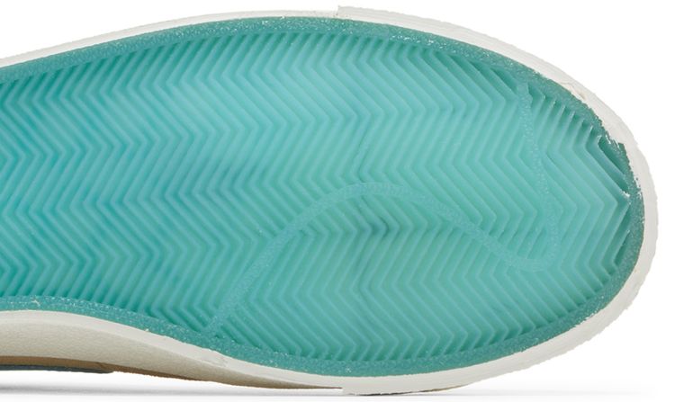 Nike Blazer Mid 77 Desert Ore Aqua