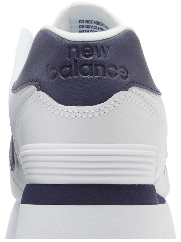 New Balance Wmns 574 White Violet