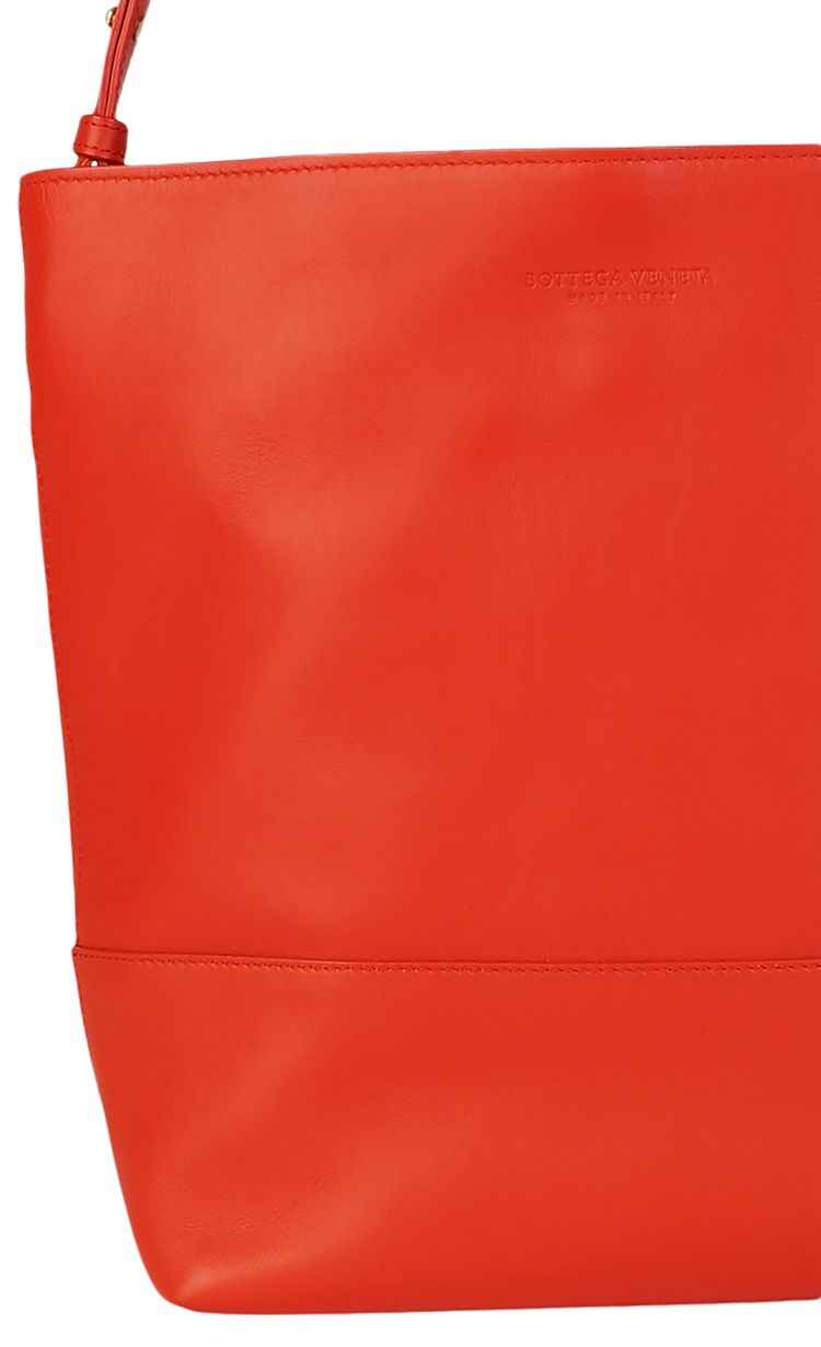 Bottega Veneta Leather Bucket Bag Lava