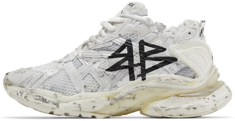 Balenciaga Runner Sneaker Graffiti   White Black