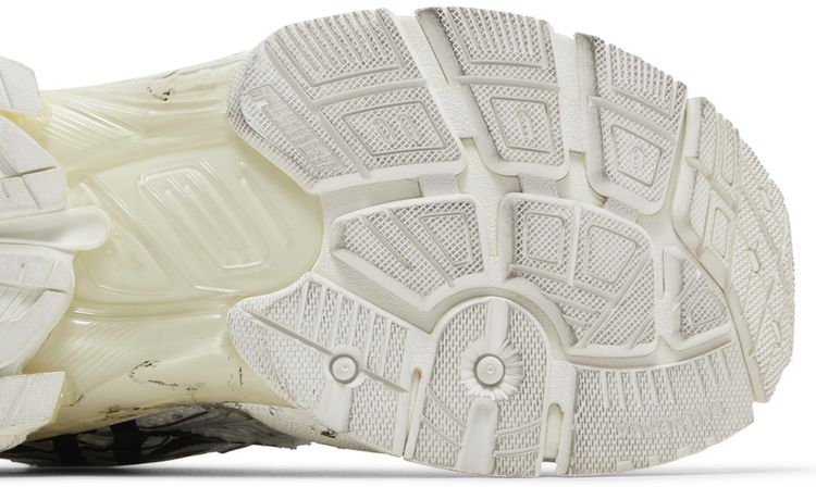 Balenciaga Runner Sneaker Graffiti   White Black