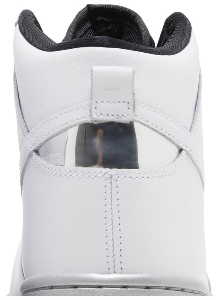 Nike Wmns Dunk High Chrome