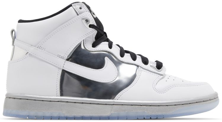 Nike Wmns Dunk High Chrome