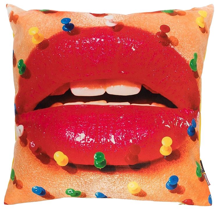 Seletti x TOILETPAPER Mouth With Pins Cushion Multicolor