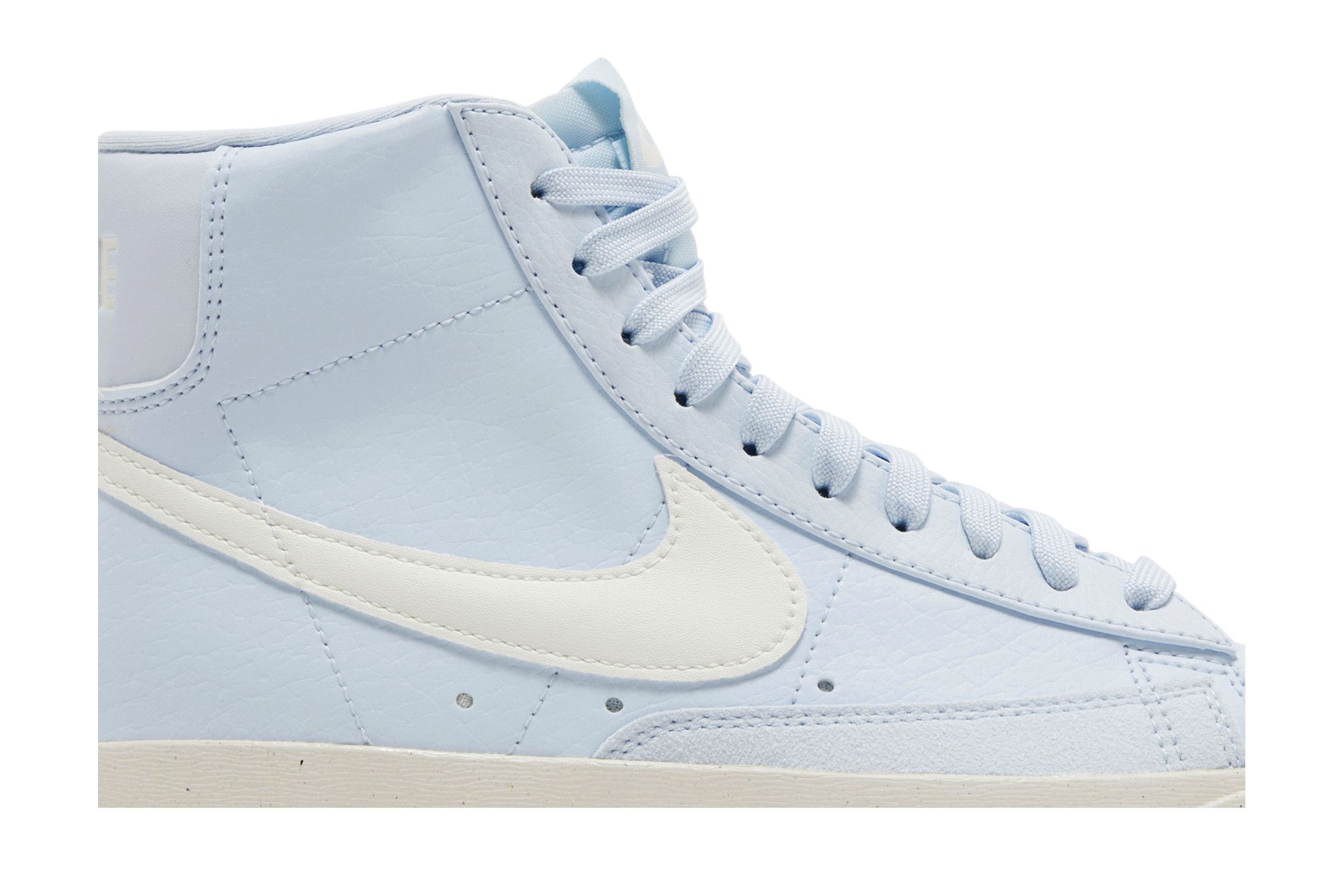 Nike blazer mid 77 light blue hotsell