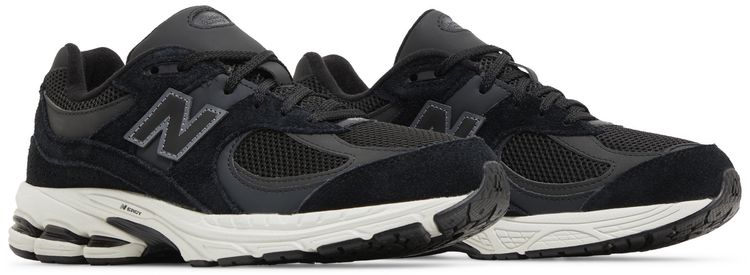 New Balance 2002R Big Kid Wide Black Phantom