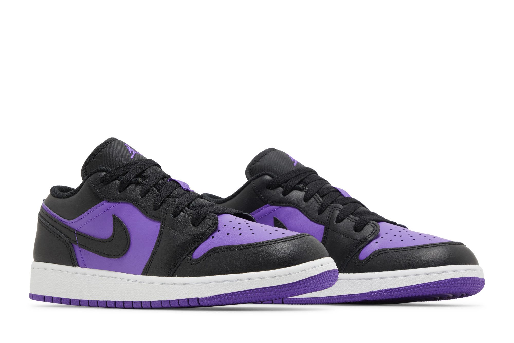 Buy Air Jordan 1 Low GS 'Purple Venom' - 553560 505 | GOAT