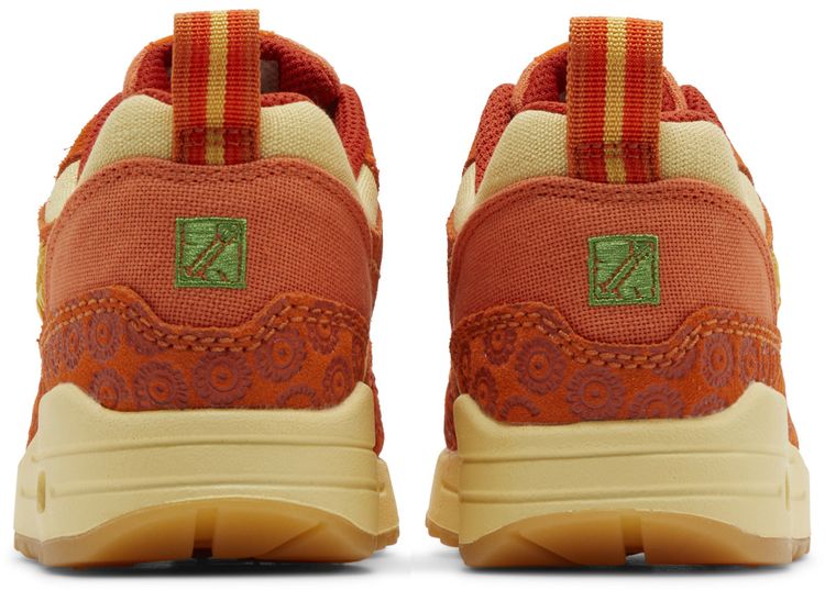 Nike Wmns Air Max 1 Somos Familia