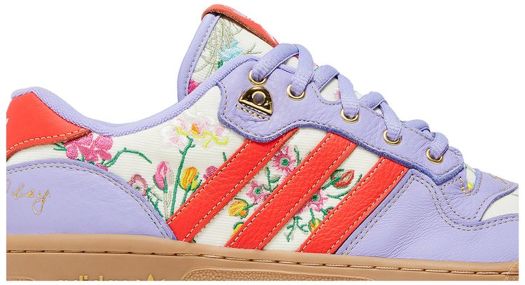 Unheardof x Rivalry Low Grandmas Couch