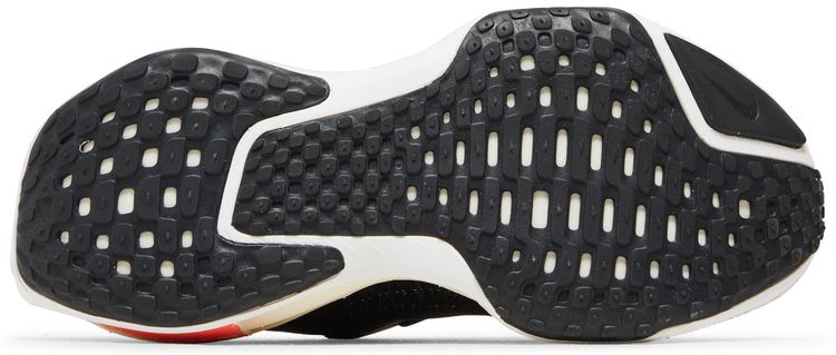 Wmns ZoomX Invincible 3 Black White