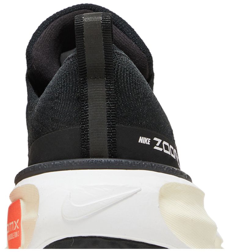 Wmns ZoomX Invincible 3 Black White