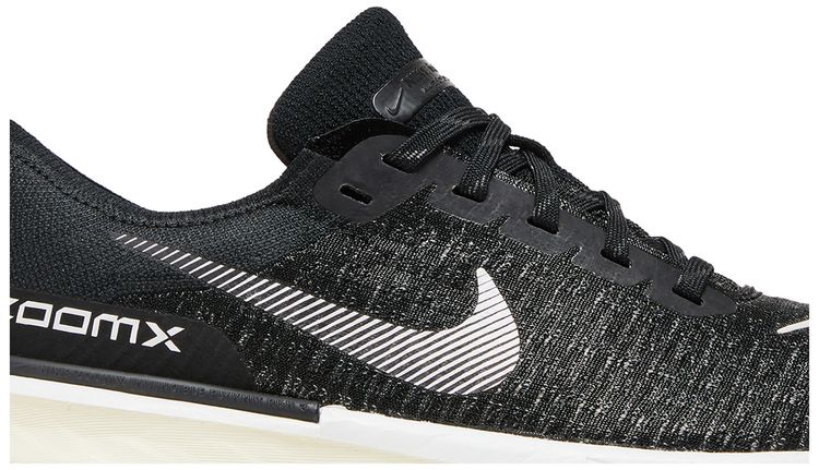 Wmns ZoomX Invincible 3 Black White
