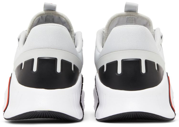 Nike Wmns Free Metcon 5 Photon Dust Picante Red