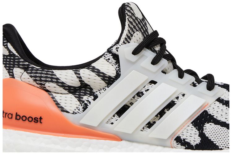 Marimekko x adidas UltraBoost 10 Linssi