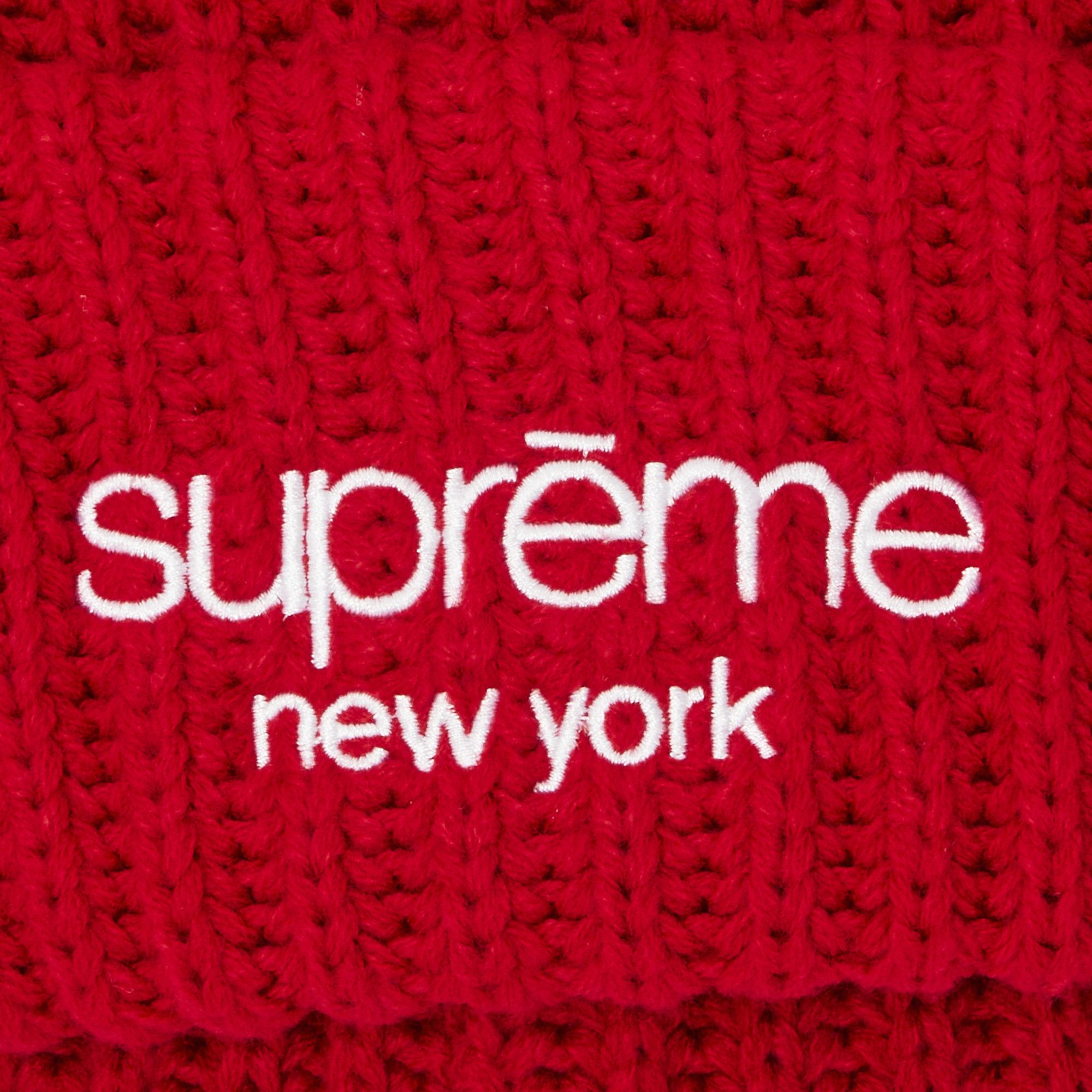 Supreme Classic Logo Chunky Ribbed Beanie - Olive (FW23)