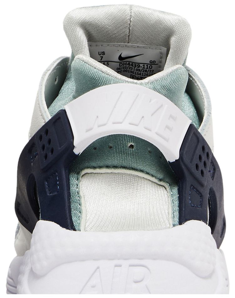 Nike Wmns Air Huarache Photon Dust Mica Green