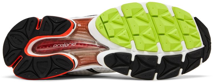 Highsnobiety x Saucony ProGrid Triumph 4 Silver