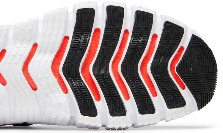 Free Metcon 5 White Bright Crimson