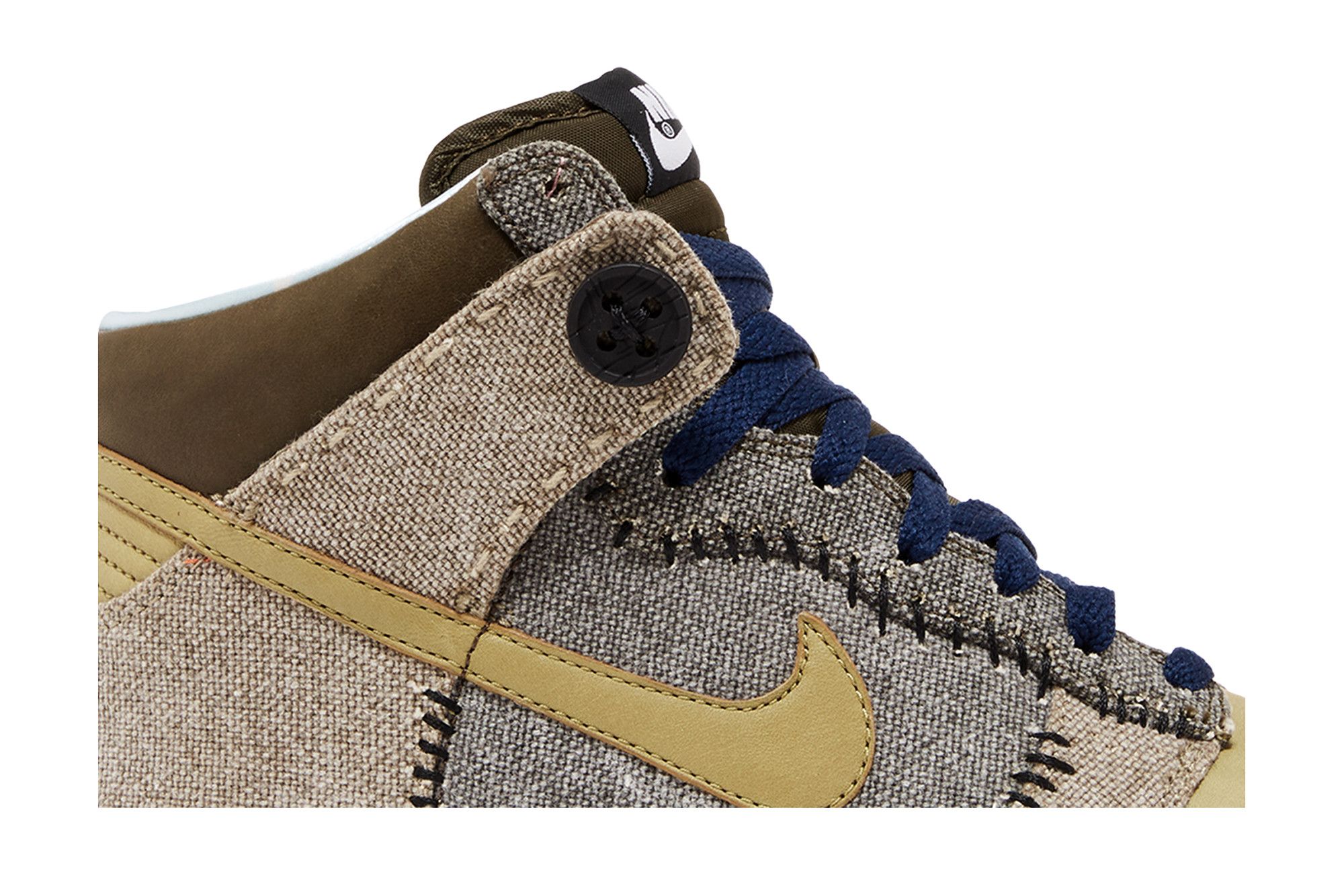 Nike dunk coraline top