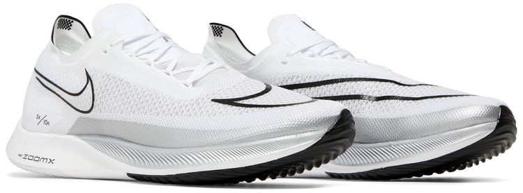 ZoomX Streakfly White Metallic Silver