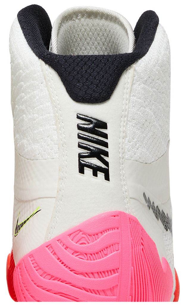 Nike Tawa SE Rawdacious