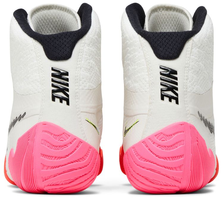 Nike Tawa SE Rawdacious