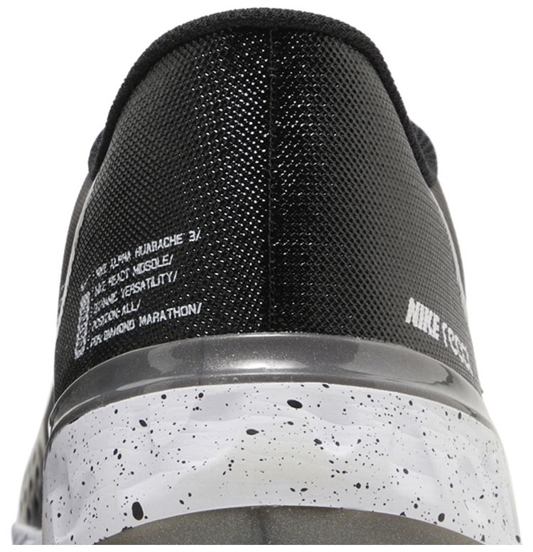 Alpha Huarache Elite 3 Low Black White