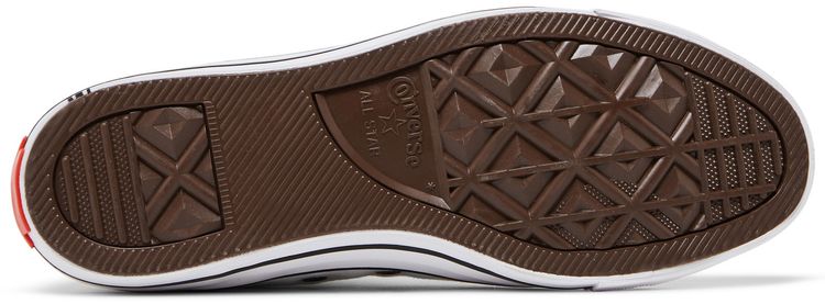 Peanuts x Converse Chuck Taylor All Star High Snoopy and Woodstock