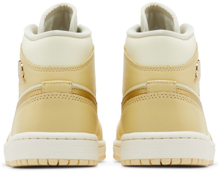 Wmns Air Jordan 1 Mid Pale Vanilla Gold
