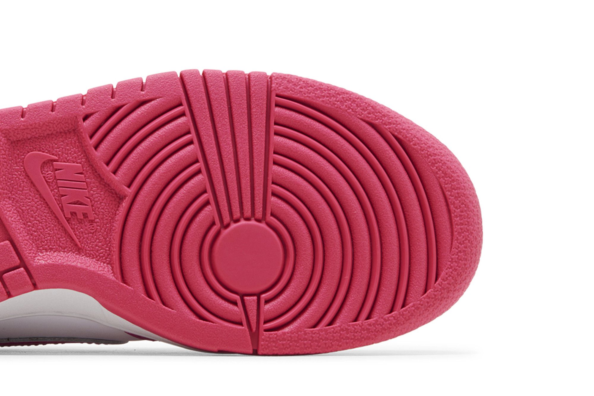 Buy Dunk Low GS 'Laser Fuchsia' - FB9109 102 | GOAT