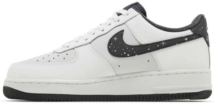 Nike Air Force 1 07 Starry Swoosh