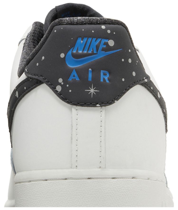 Nike Air Force 1 07 Starry Swoosh