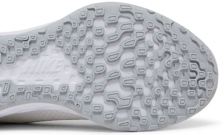 Nike Wmns Revolution 6 Next Nature White Pure Platinum