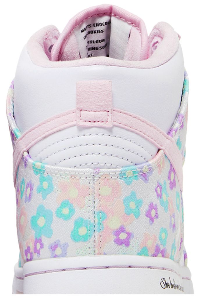 Nike Wmns Dunk High Doernbecher XIX