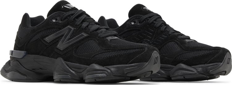 9060 Triple Black Suede