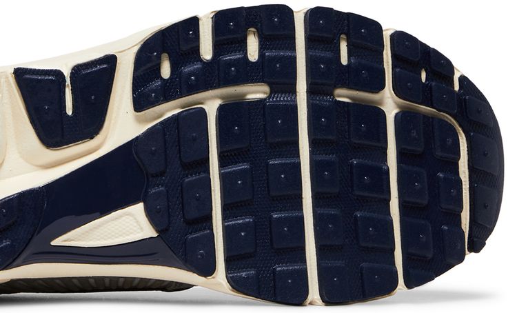 Nike Air Zoom Vomero 5 Platinum Laser Orange