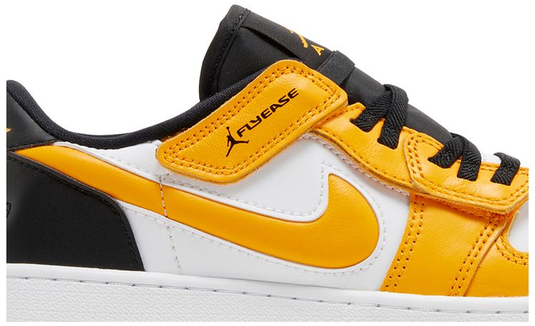 Air Jordan 1 Low Flyease GS Taxi White