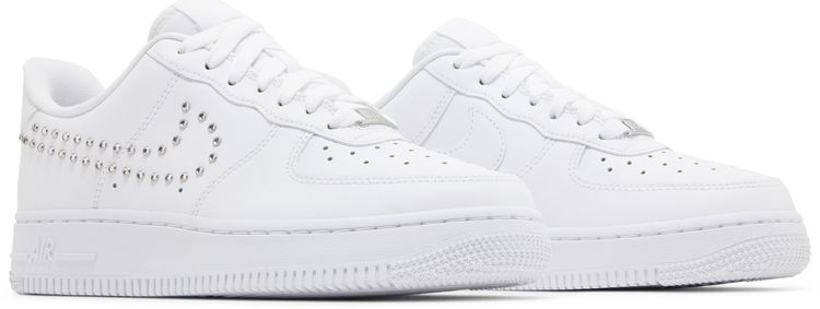 Nike Wmns Air Force 1 07 Studded Swoosh