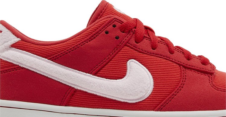 Dunk Low GS Valentines Day 2024