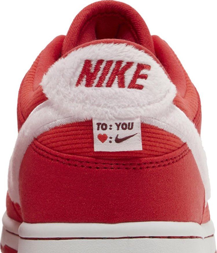 Dunk Low GS Valentines Day 2024