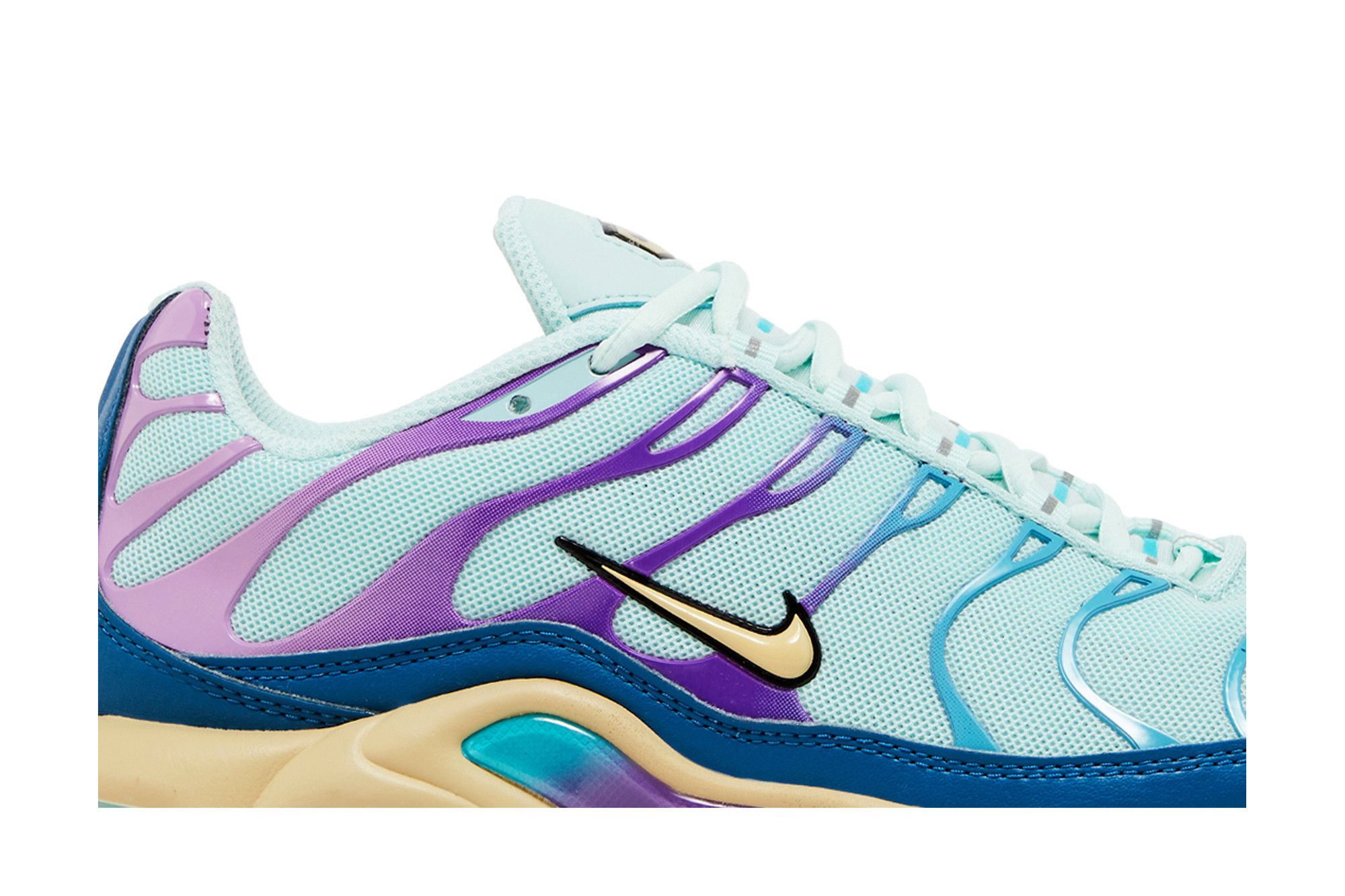 Size 6.0 Wmns Air Max Plus 'Jade Ice'
