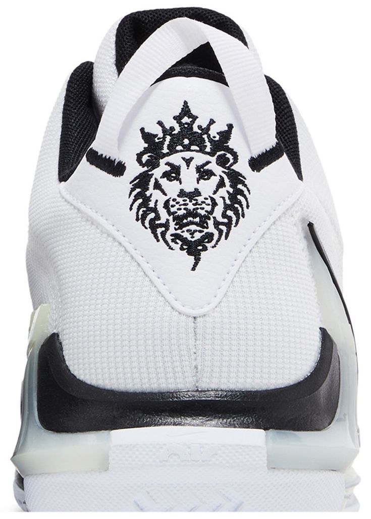 LeBron Witness 7 TB White Black