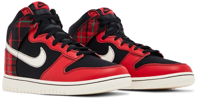 Nike Dunk High SE Tartan Plaid