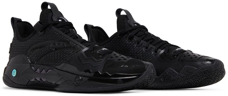 Kyrie Irving x Shock Wave 5 Pro First Show