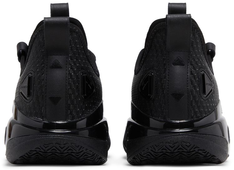 Kyrie Irving x Shock Wave 5 Pro First Show